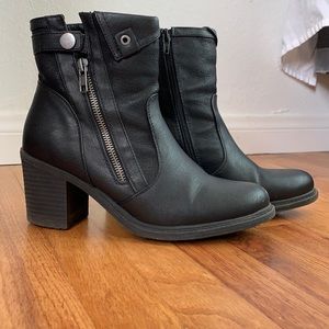 Crown Vintage Restless Moto Booties